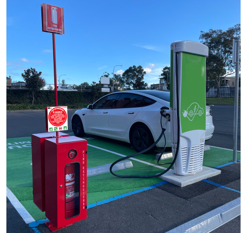 EV Charging Station Extinguisher Stand - Image 2